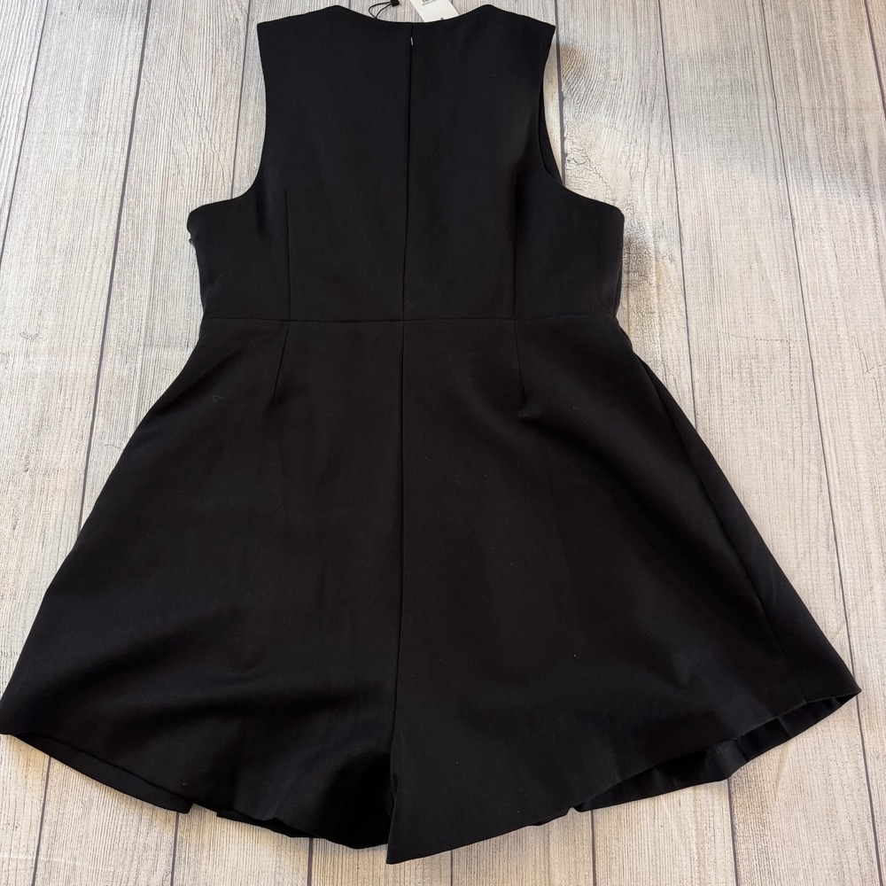 Nasty Gal Black Sleeveless Pleated Hem Mini Romper Playsuit Size 12 Summer Black - Picture 7 of 9